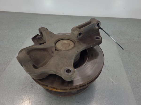 MERCEDES BENZ SPRINTER NCV3 10/2006-04/2018 RIGHT FRONT HUB ASSEMBLY - Image 4