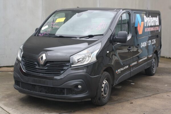 RENAULT TRAFIC X82 01/2015-ON MUD FLAPS RIGHT REAR - Image 2