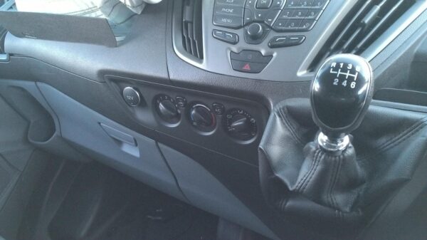 FORD TRANSIT CUSTOM VN 09/2013-12/2017 REAR BUMPER BAR END RIGHT - Image 12