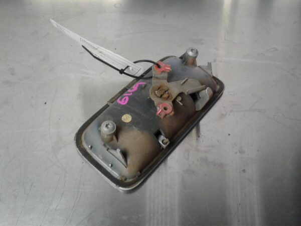 VOLKSWAGEN AMAROK 2H 02/2011-09/2022 TAILGATE HANDLE SILVER NO BARREL TYPE - Image 2