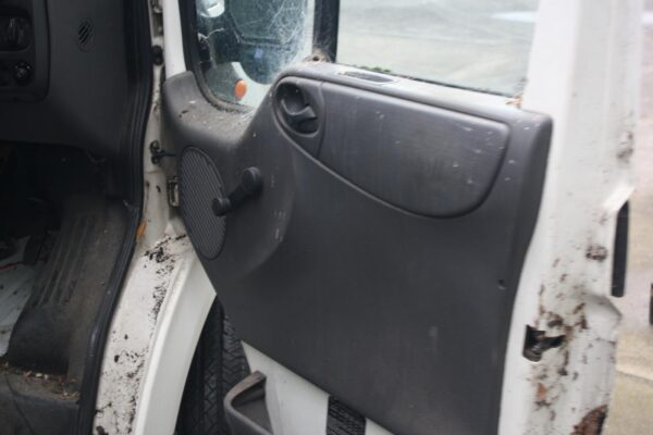 FORD TRANSIT VH-VJ 10/2000-08/2006 ELECTRIC MIRROR SWITCH ON RIGHT DOOR TRIM - Image 35