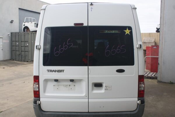 FORD TRANSIT VM 09/2006-02/2014 RIGHT REAR SIDE GLASS BUS TYPE LARGE - Image 10