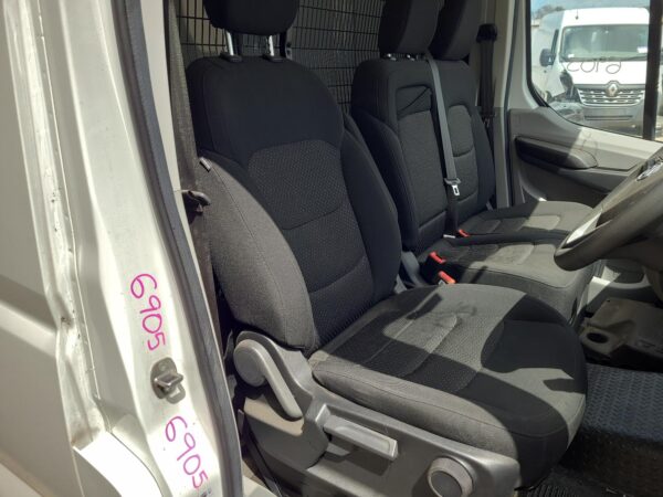 LDV DELIVER 9 07/2020-2024 LEFT FRONT SEAT BELT ONLY - Image 10