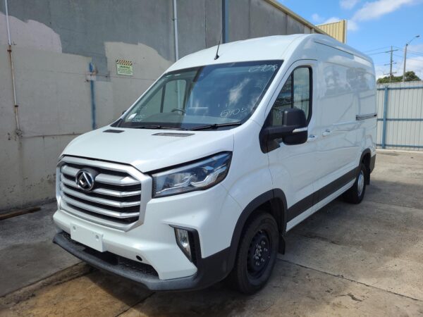 LDV DELIVER 9 07/2020-ON LEFT FRONT DOOR TRIM - Image 5