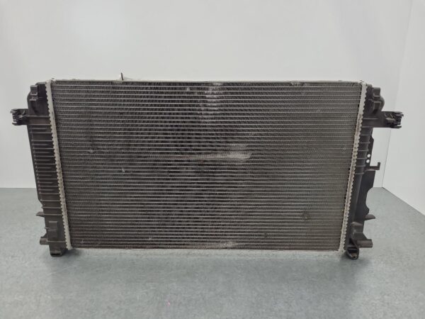 MERCEDES BENZ SPRINTER VS30 05/2018-2024 RADIATOR AUTOMATIC T/M 3.0L DIESEL RWD - Image 4