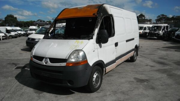 RENAULT MASTER X70 09/2004-06/2010 RIGHT REAR BUMPER BAR - Image 5