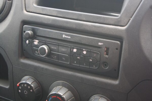 RENAULT MASTER X62 09/2011-01/2020 STEREO/HEAD UNIT RADIO/CD PLAYER - Image 32