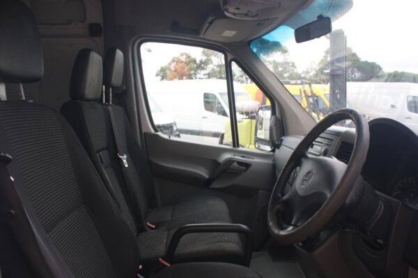 MERCEDES BENZ SPRINTER 10/2006-04/2018 HANDBRAKE LEVER VAN - Image 12