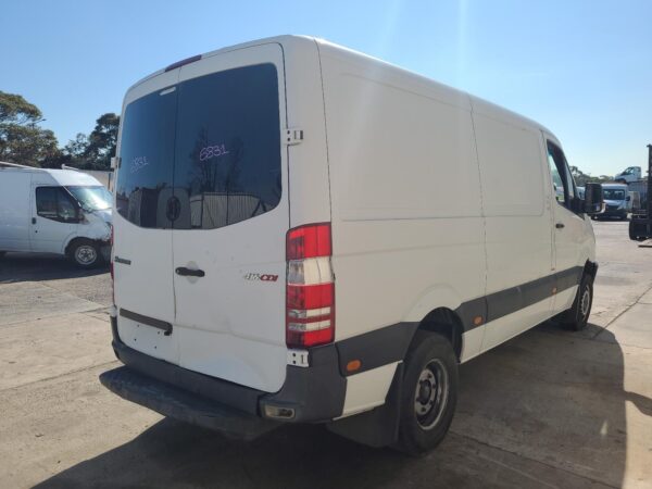 MERCEDES BENZ SPRINTER NCV3 10/2006-04/2018 WIPER MOTOR FRONT - Image 8