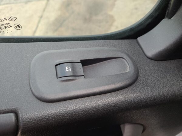 RENAULT MASTER X62 09/2011-01/2020 DOOR TRIM LEFT FRONT CLOTH - Image 12