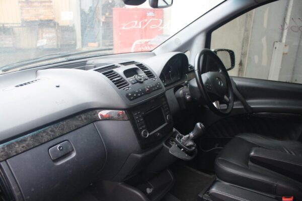 MERCEDES BENZ VIANO 639 03/2011-12/2014 TRIM PANEL AIR VENTS ON DASH LEFT - Image 11