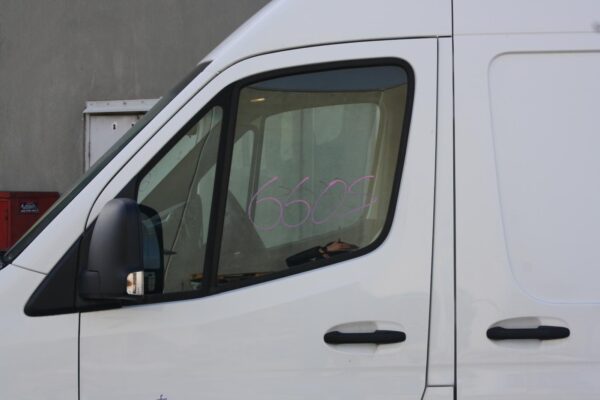 MERCEDES BENZ SPRINTER VS30 05/2018-2024 LEFT FRONT GUARD LINER REAR SECTION RWD - Image 10