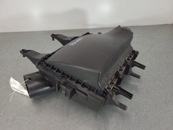 MERCEDES BENZ SPRINTER 10/2006-04/2018 AIR CLEANER 3.0L DIESEL - Image 4