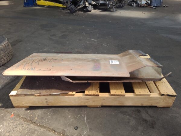 TOYOTA HILUX 03/2005-08/2011 SUMP GUARD 3 PIECE HEAVY DUTY UNDER TRAY SET - Image 2