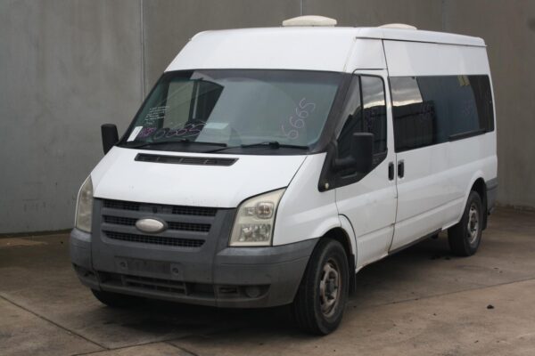 FORD TRANSIT VM 09/2006-02/2014 RIGHT REAR SIDE GLASS BUS TYPE LARGE - Image 13