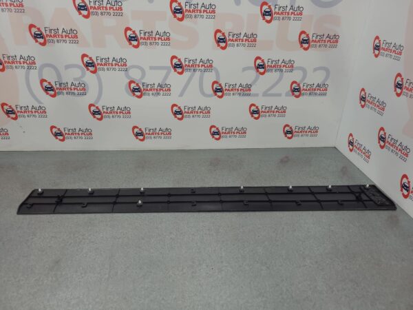 LDV DELIVER 9 07/2020-ON RIGHT FRONT DOOR MOULD REAR - Image 2