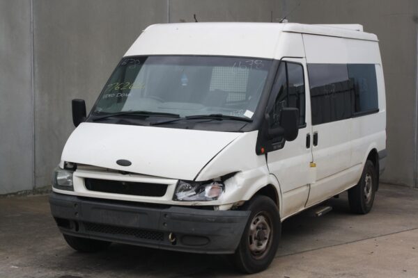 FORD TRANSIT VH-VJ 04/2004-08/2006 RIGHT FRONT 1/4 DOOR GLASS - Image 2