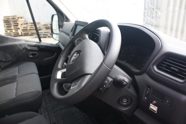 RENAULT MASTER X62 02/2020-2024 LEFT BUMPER FOGLAMP WITH TRIM - Image 22