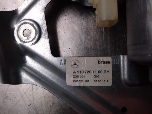 MERCEDES BENZ SPRINTER VS30 05/2018-2024 RIGHT FRONT WINDOW REGULATOR/MOTOR - Image 3