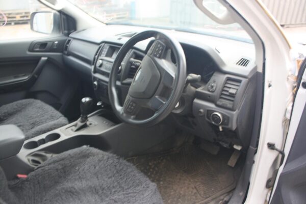 FORD RANGER PX SERIES 2-3 07/2015-04/2022 POWER WINDOW RIGHT FRONT MASTER SWITCH - Image 10