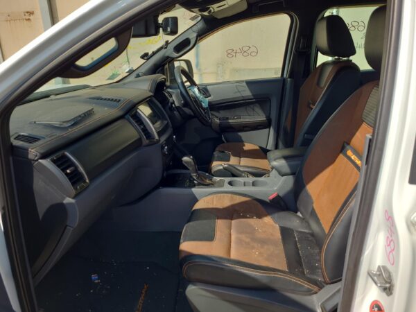 FORD RANGER PX SERIES 2 06/2015-06/2018 CONSOLE AUTOMATIC T/M W/ 4WD SWITCH - Image 12