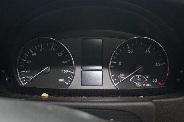 MERCEDES BENZ SPRINTER NCV3 10/2006-04/2018 RIGHT GUARD LINER REAR SECTION - Image 11