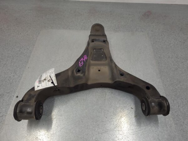 MERCEDES BENZ SPRINTER VS30 05/2018-2024 RIGHT FRONT LOWER CONTROL ARM RWD - Image 2