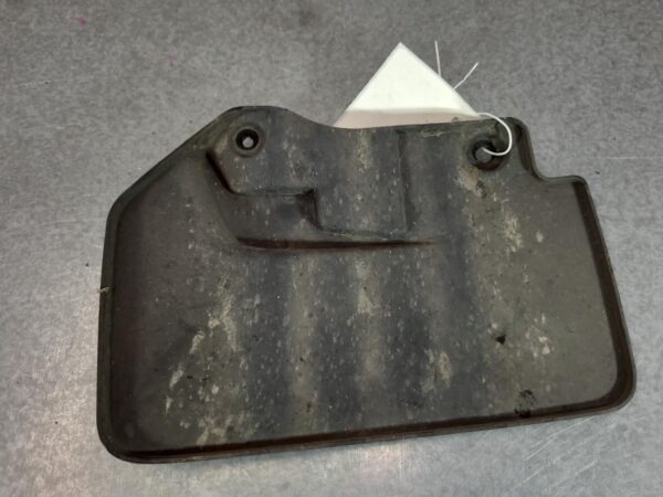 LDV DELIVER 9 07/2020-2024 MUD FLAPS RIGHT FRONT - Image 3