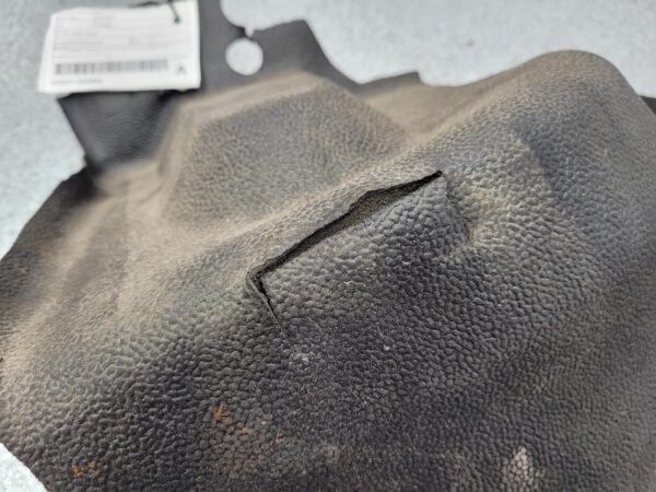 FORD TRANSIT VH-VJ 10/2000-08/2006 CARPET - Image 4