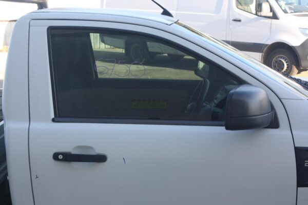 FORD RANGER PX 07/2011-04/2022 BODY SEAL RUBBER RIGHT FRONT DOOR - Image 21