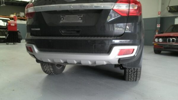 FORD EVEREST UA 07/2015-2022 RIGHT REAR WINDOW REGULATOR/MOTOR ASSEMBLY - Image 9