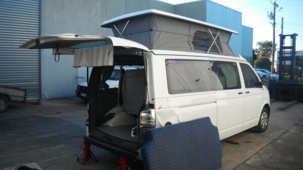 VOLKSWAGEN TRANSPORTER T5 08/2004-09/2009 RADIATOR SUPPORT - Image 4