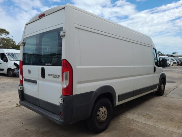 FIAT DUCATO 10/2014-2023 RIGHT NON LED DAYTIME RUNNING LAMP - Image 9