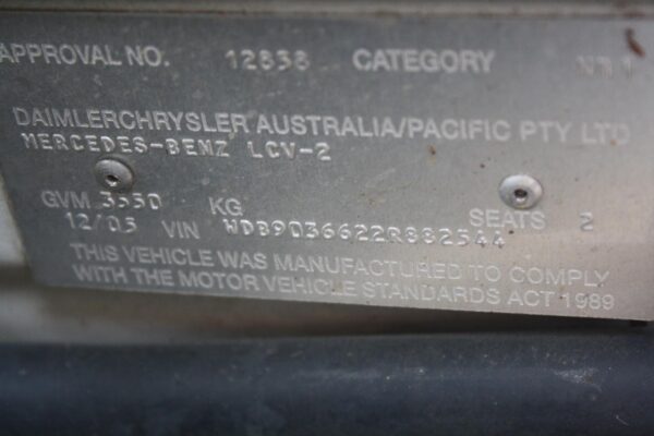 MERCEDES BENZ SPRINTER 02/1998-10/2006 FRONT PANEL RIGHT HEADLIGHT SURROUND - Image 50