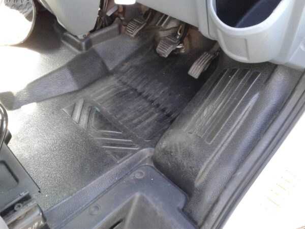 FORD TRANSIT VM 07/2006-02/2014 FACTORY FLOOR MATS/BOOT LINER LEFT WHEEL ARCH - Image 10