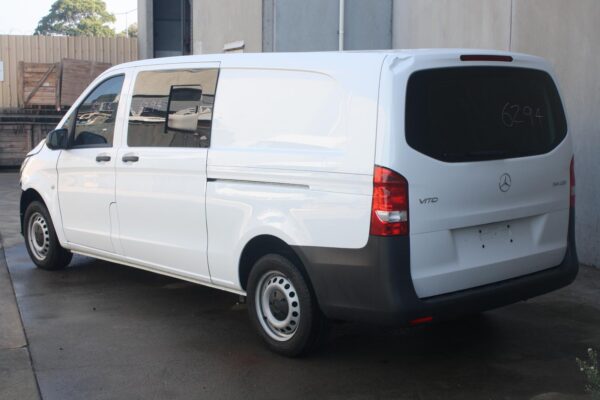 MERCEDES BENZ VITO 447 03/2015-2024 TRIM PANEL OUTER DASH VENTS CIRCULAR TYPE - Image 3