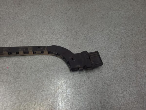 MERCEDES BENZ VITO 447 03/2015-2024 LEFT BUMPER TO QUARTER PANEL BRACKET - Image 3