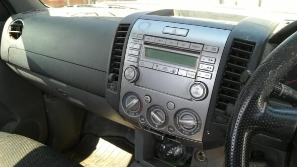 FORD RANGER PJ-PK 12/2006-06/2011 TONNEAU COVER-SOFT SINGLE CAB - Image 11