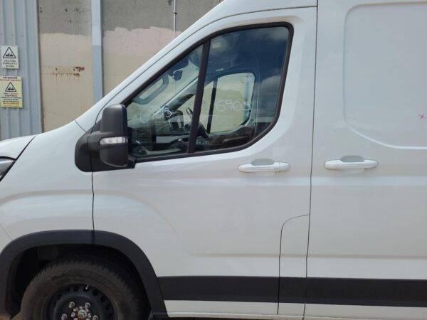 LDV DELIVER 9 07/2020-2024 BODY SEAL RUBBER LEFT FRONT - Image 7