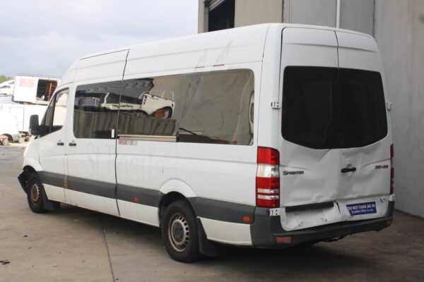 MERCEDES BENZ SPRINTER NCV3 10/2006-04/2018 RIGHT GUARD LINER REAR SECTION - Image 3