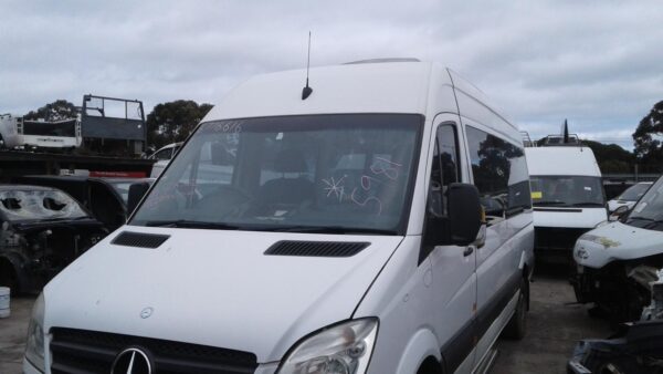 MERCEDES BENZ SPRINTER NCV3 10/2006-04/2018 HEATER CORE/BOX - Image 7