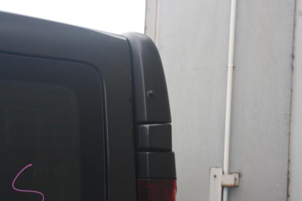 RENAULT TRAFIC X82 01/2015-2024 RIGHT TAILLIGHT UPPER FILLER PANEL W/ WASHER JET - Image 12