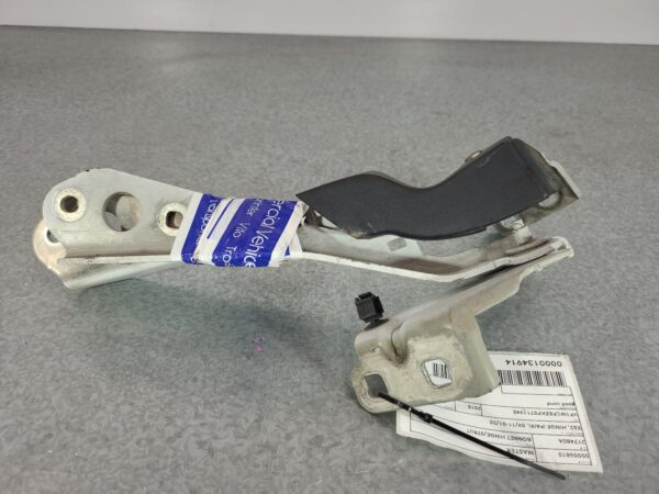 RENAULT MASTER X62 09/2011-01/2020 BONNET HINGE PAIR - Image 4