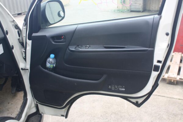 TOYOTA HIACE TRH/KDH 03/2005-04/2019 RIGHT FRONT LOWER CONTROL ARM 2WD - Image 8