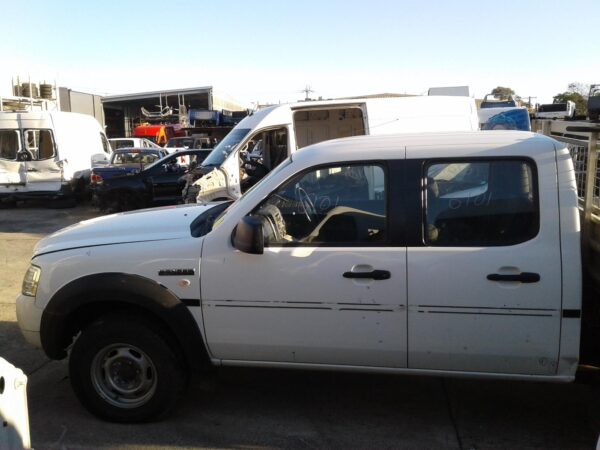 FORD RANGER PJ 12/2006-03/2009 RIGHT FRONT WINDOW REGULATOR/MOTOR MANUAL T/M - Image 5