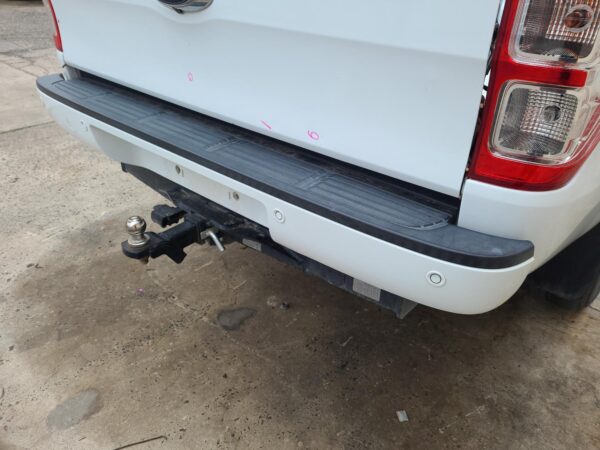 FORD RANGER PX 06/2011-04/2022 TAILGATE HANDLE BLACK W/ LOCKING TYPE - Image 8