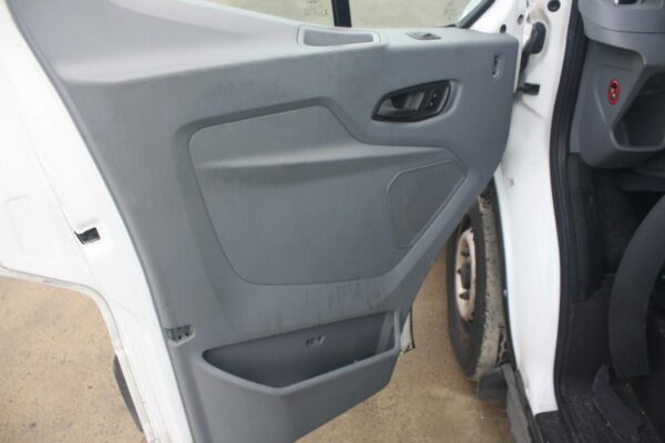 FORD TRANSIT VO 02/2014-2024 COURTESY LIGHT - Image 12