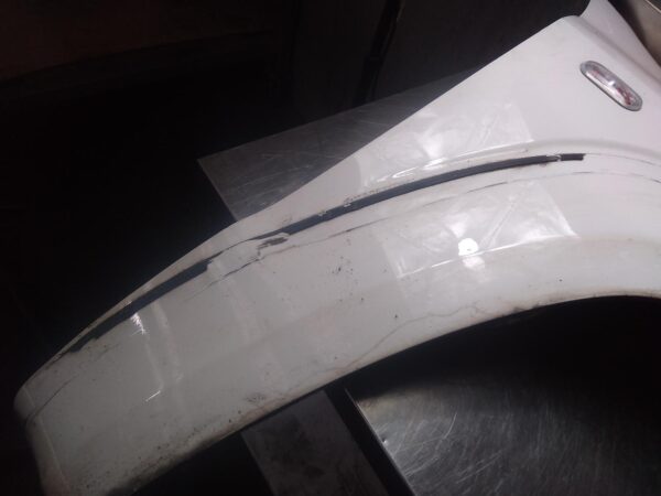 VOLKSWAGEN AMAROK 2H 12/2010-2022 RIGHT GUARD FLARED NON SNORKEL TYPE - Image 2