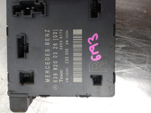 MERCEDES BENZ VITO 05/2004-01/2011 RIGHT FRONT DOOR ECU - Image 2