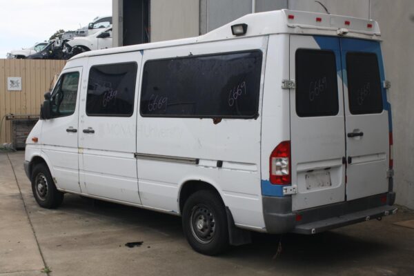 MERCEDES BENZ SPRINTER 02/1998-10/2006 FAN SPEED RESISTOR - Image 5